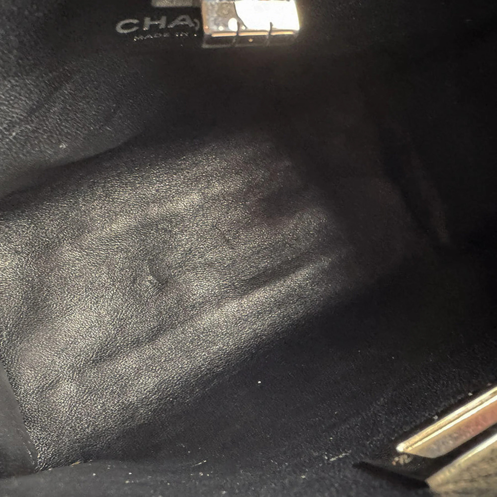 CHANEL Black Leather Bag - Picture 5 of 14